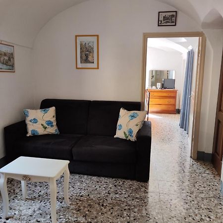 B&B I Girasoli Dolceacqua Exterior foto